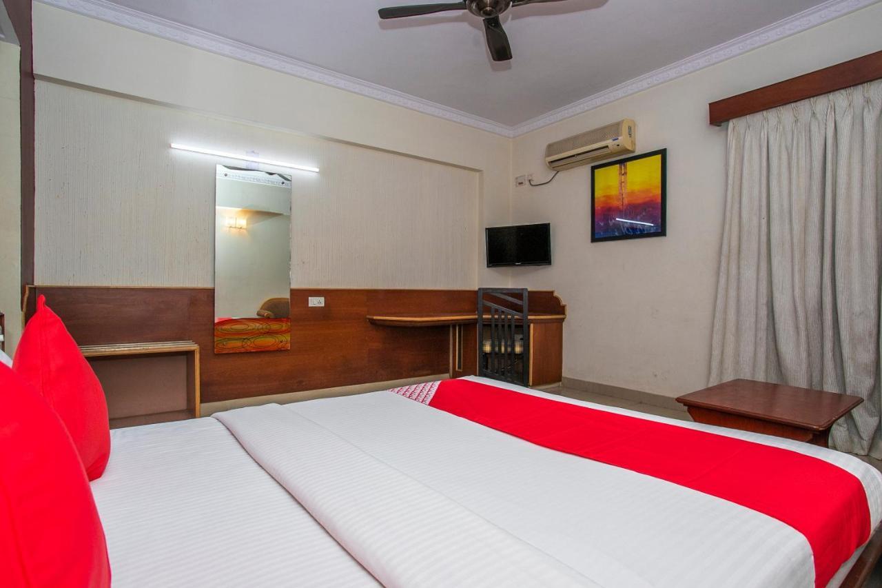 Отель Oyo 18762 Vaishnavi Residency Бангалор Экстерьер фото