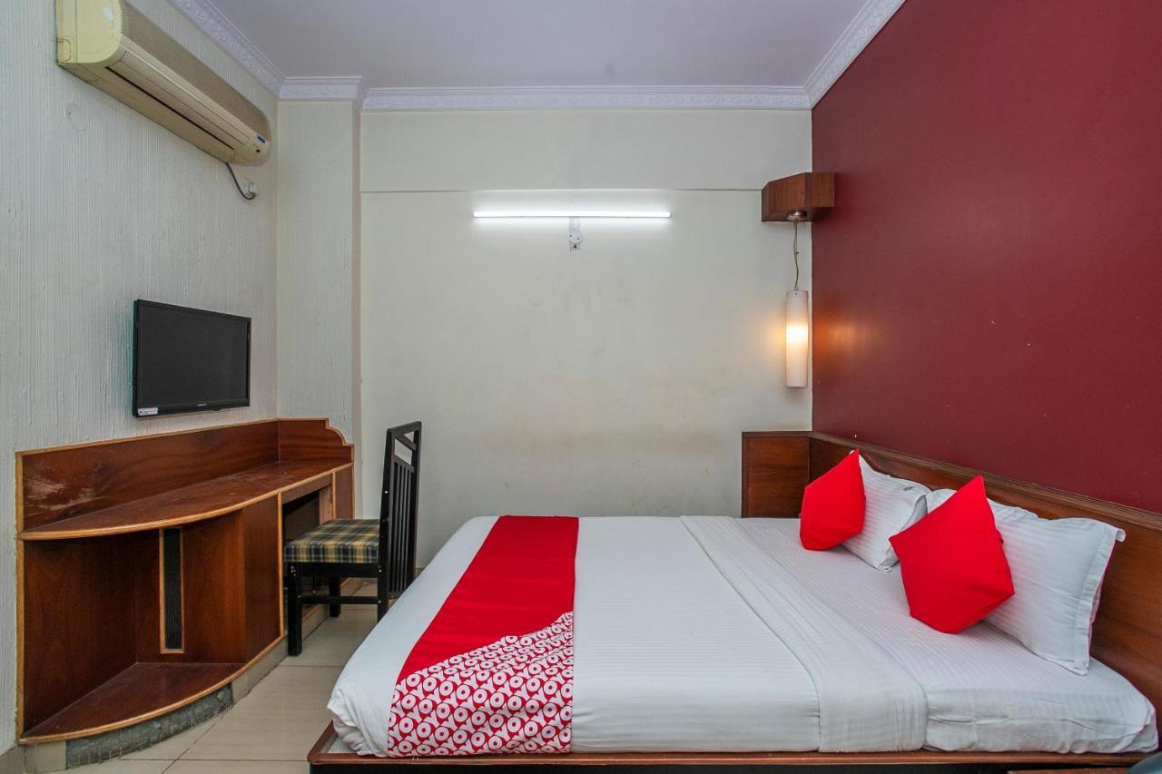 Отель Oyo 18762 Vaishnavi Residency Бангалор Экстерьер фото